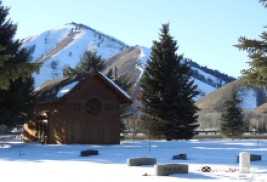 Ketchum Cemetery景点图片