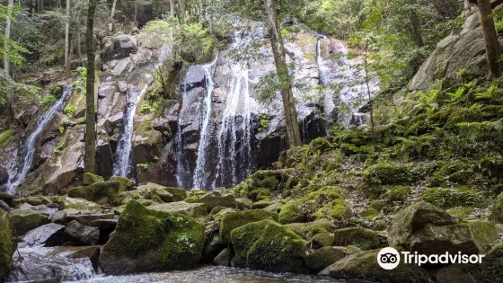 Kanabiki Waterfall