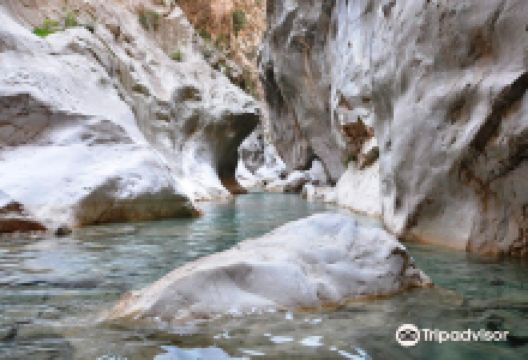 纳克峡谷景点图片