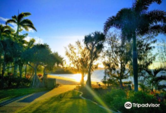 Boathaven Beach景点图片