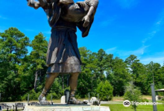 Footprints in the Sand Monument景点图片