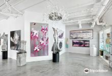 Onessimo Fine Art景点图片