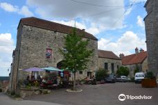 奥泽兰河畔弗拉维尼-奥泽兰河畔弗拉维尼