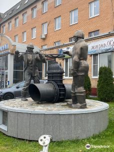 Monument to the Plumbers-克拉斯诺戈尔斯克