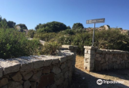 Dolmen di Ladas景点图片