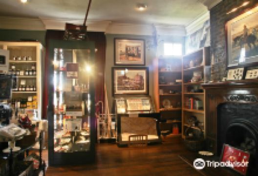 Lotz House景点图片