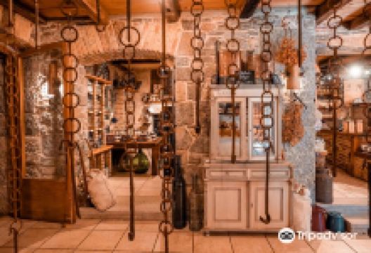 Distillery "Aura"景点图片