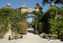 Palazzo Parisio & Gardens景点图片