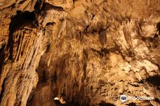 Ngarua Caves-Takaka Hill