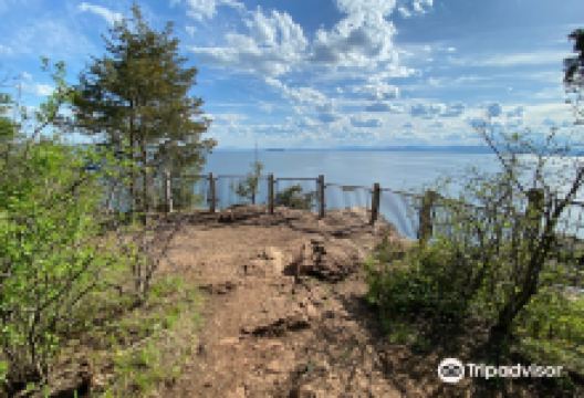 Lone Rock Point景点图片