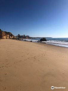 Praia do Alemao-波尔蒂芒