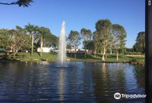 Centenary Lakes景点图片