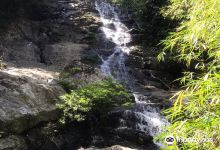 Barhouy Waterfall景点图片