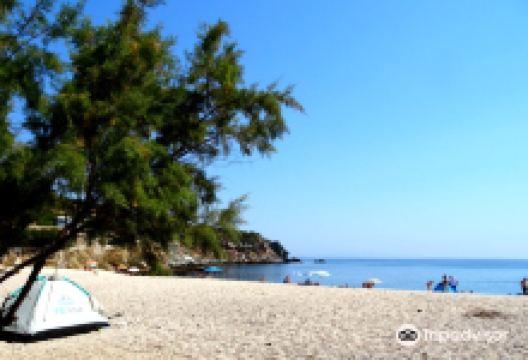 Cheromylos Beach景点图片