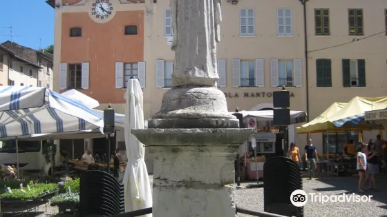 Monumento Dedicato a Domenica Calubini