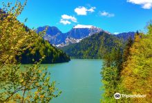 Lake Rica景点图片