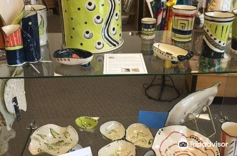 Island Artists Gallery