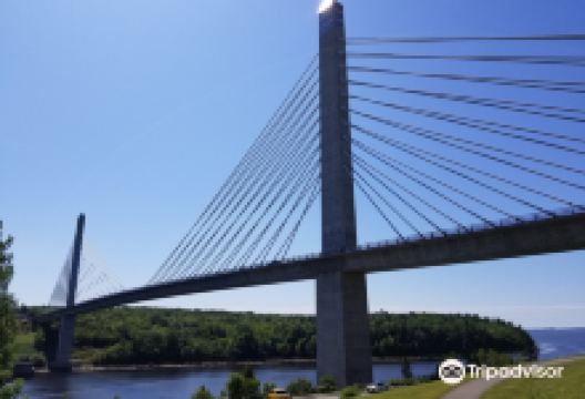 Fort Knox and Penobscot Narrows Observatory景点图片