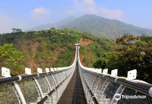 山川琉璃吊桥景点图片