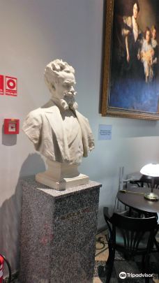 Munkacsy Mihaly Muzeum-贝凯什乔包