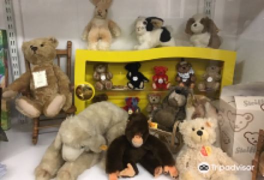 Little Treasures景点图片