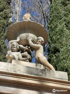 Fountain of Apollo-阿兰胡埃斯