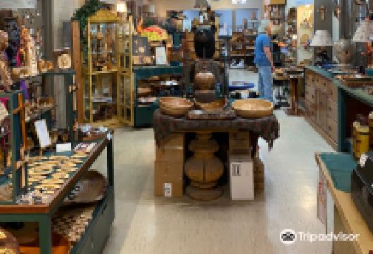 The Wood Whittlers景点图片