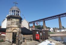 North Queensferry Harbour Light Tower景点图片