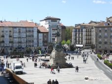 Plaza de la Virgen Blanca-维托里亚