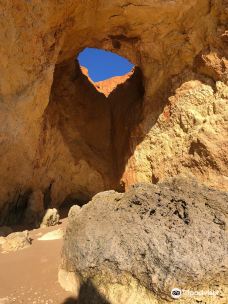 Praia do Alemao-波尔蒂芒