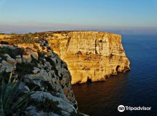 Ta' Ċenċ Cliffs-萨奈特
