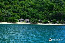 Minalahos Island-卡拉莫安