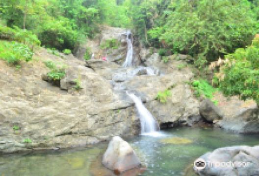 Maribina Falls景点图片