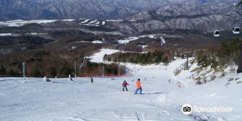 獵人山鹽原滑雪場