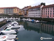 Puerto de Llanes-巴罗德亚尼斯