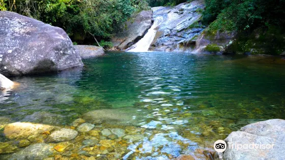 Poco do Marimbondo Waterfall