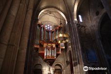 Basilica de Santa Maria la Real de Covadonga-Oriente de Asturias