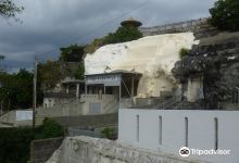 Sumubara Mutebara Ryomonchu Grave景点图片