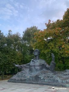 Sergey Yesenin Monument-梁赞