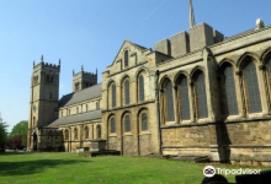 Old Holy Trinity Church景点图片
