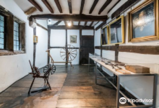 霍利斯木屋景点图片