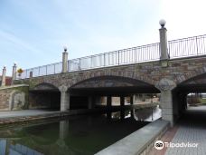 Community Bridge Mural-菲德里克