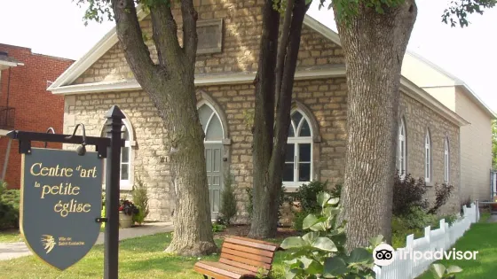 Le Centre D'art La petite eglise