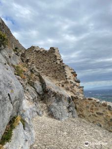 克里比城堡-屈屈尼昂