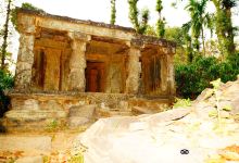 Puliyarmala Jain Temple景点图片