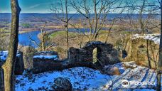 Mount Tom State Reservation-霍利奥克