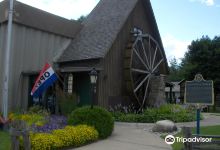 Champlain Trail Museum and Pioneer Village景点图片