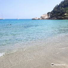 Saraceni Bay-瓦里格提