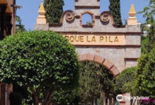 “La Pila” Park景点图片