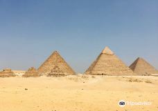 孟卡拉金字塔-Nazlet El-Semman